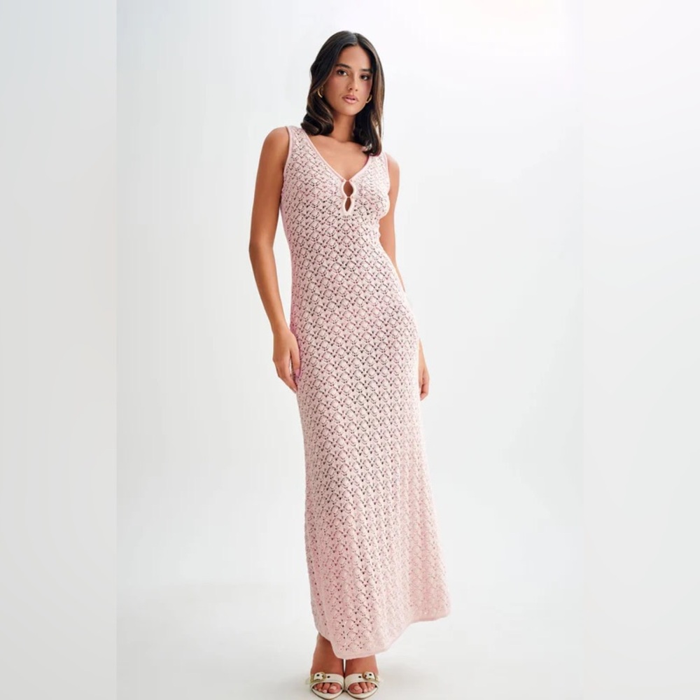 MESHKI Carter Crochet Sleeveless Maxi NEW
Dress - Powder Pink